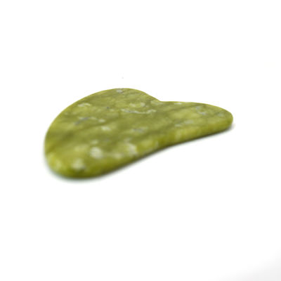 Grün 7,6cm*5,5cm*0,2cm Xiuyan Jade Herzform Gesicht Jade Guasha Massager Brett Gua Sha Massagetool für die Gesundheitsversorgung