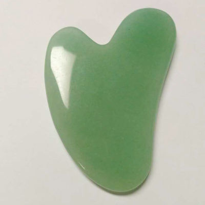 Körpermassager Zubehör Herzform Gua Sha Board aus Natur Aventurin Jade in grün
