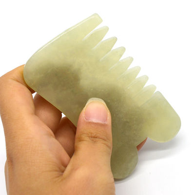 Xiuyan Jade Guasha Massage Kamm Gua Sha Scarping Gesichtswerkzeuge mit Infrarot Physiotherapie Funktion 88*50*4mm