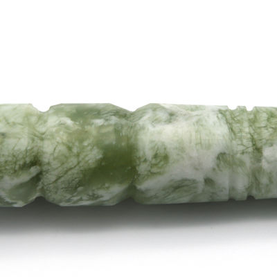 Gua Sha Massage Point Akupressur Guasha Massager Aufkleber Handgefertigt Naturgrüner Jade Massage Stick Für Fuß Eigenschaften