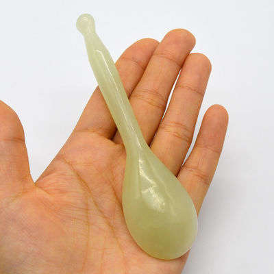 Körperpflege Xiuyan Jade Gua Sha Massagetool Grüne Löffelform Guasha Scarping Tool für Gesundheit und Wohlbefinden