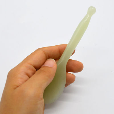 Körperpflege Xiuyan Jade Gua Sha Massagetool Grüne Löffelform Guasha Scarping Tool für Gesundheit und Wohlbefinden