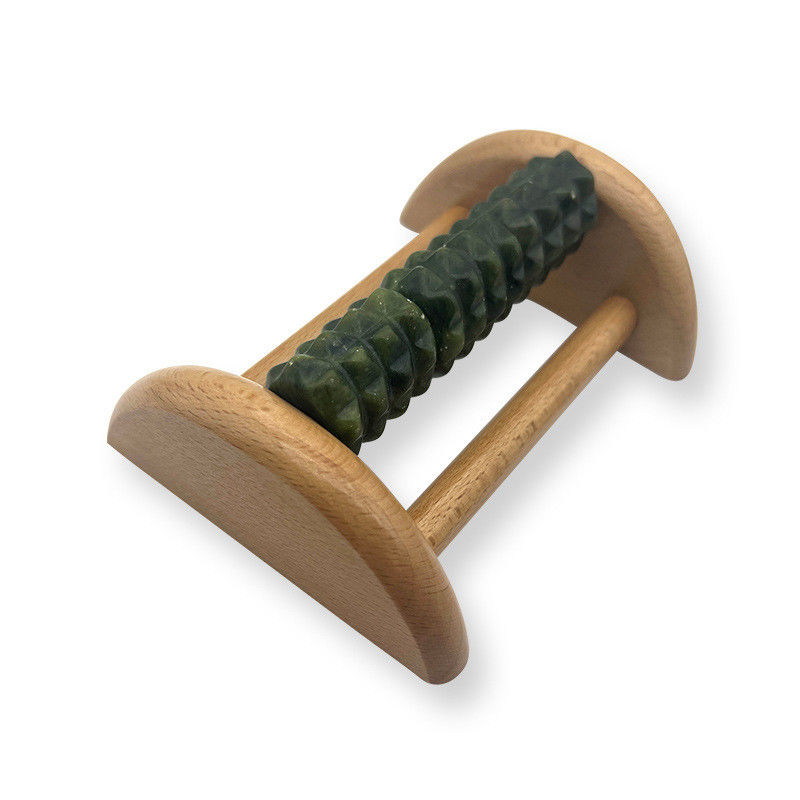 Anpassbarer Buchenholz-Halter Jade Fußmassager 14*12,8*5,2cm Xiuyan Jade Massage Roller Portable Sole Massage Tool