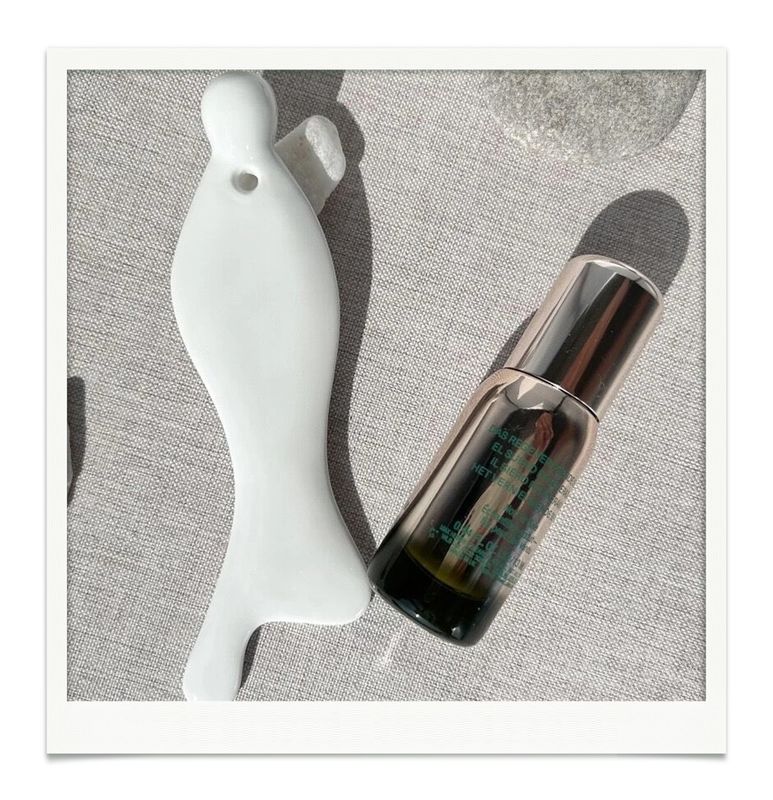 Anpassungsfähiges Gua Sha Massagetool Creme Guasha Steinbrett für das Schaben von Weichgewebe an den Hinterbeinen Arme Hals Schulter SPA